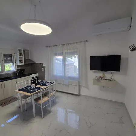بيت للعطل Georgia's House *